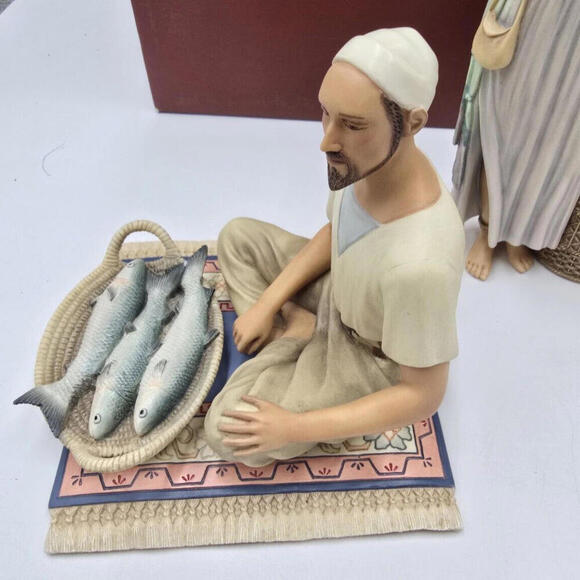 Lenox Miracle in Bethlehem The Townspeople Set of 3 With Box‎ - Picture 7 of 15